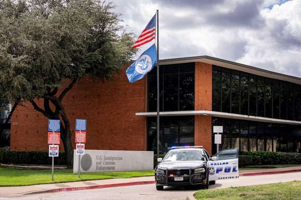 Dallas Shooting Suspect Allegedly Aimed To ‘Terrorise’ ICE Agents, Officials Say
