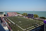 No. 4 Oregon prepares for unique stadium experience at Northwestern