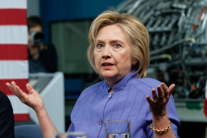 Clinton admits GOP did 'a much better job dominating social media'