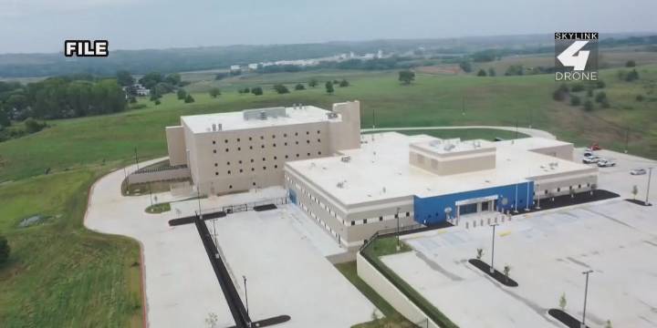 Contractor and subcontractor for Woodbury County’s new jail settle lawsuit