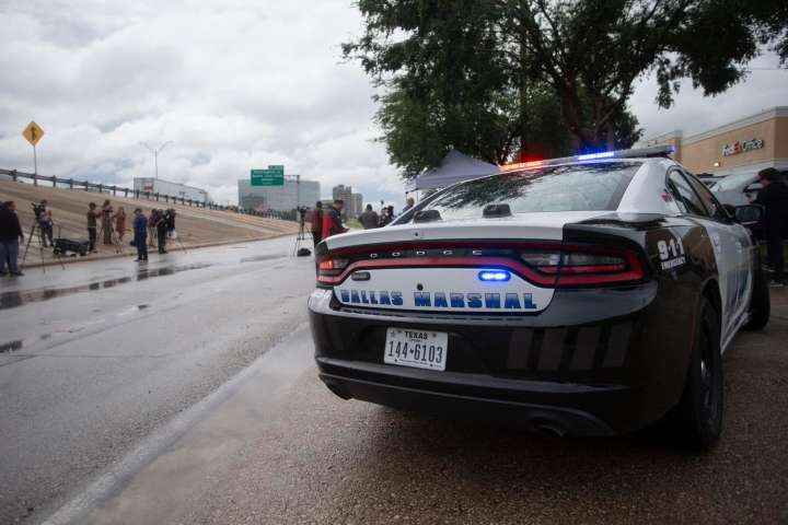 Tirador de Dallas quería causar "verdadero terror" a los agentes migratorios, según FBI