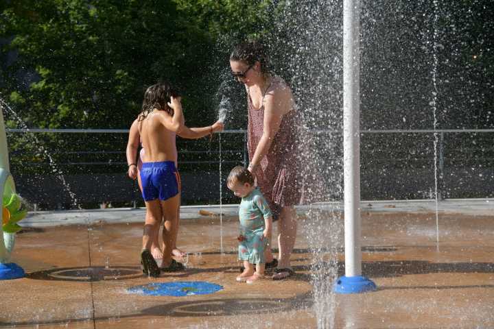 El interior de Gipuzkoa se cuece a casi 37 grados mientras la costa se libra del calor sofocante