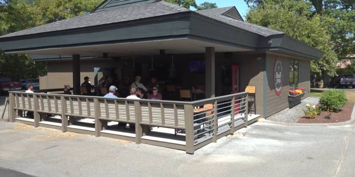 New restaurant and bar caters to mountain bikers