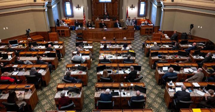 Lawmakers reject committee sponsorship of vet tech bill