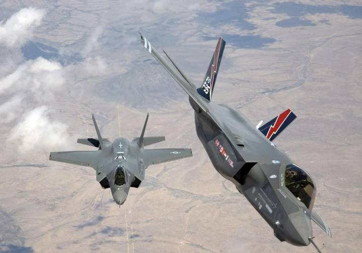 El País: Los F-35 estadounidenses podrían alcanzar Caracas en 25 minutos