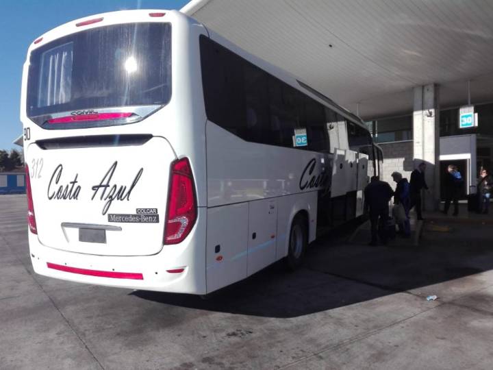 Robaron un colectivo de la terminal de Miramar