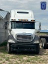 Aseguran durante cateo un tráiler con reporte de robo