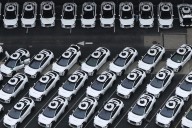 Waymo rolls out driverless taxis in two new cities