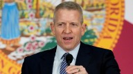 Former Florida House speaker mounts gubernatorial bid
