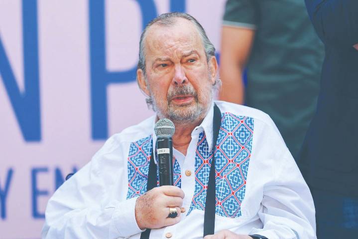 Deja alcaldía Mauricio Fernández con casi 90% de aprobación