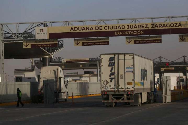 Pese a aranceles, exportaciones mexicanas crecieron 7.4% anual en agosto: Inegi