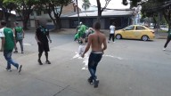 El País Denuncia: Barras del Deportivo Cali causan temor en el barrio San Vicente; las autoridades aún no responden