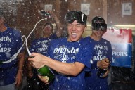 MLB playoff watch: Dodgers lock up the NL West; bracket, clinching scenarios