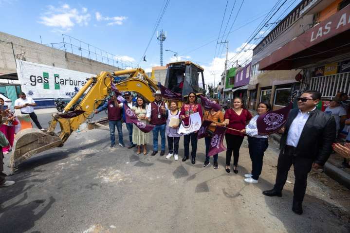 Xóchitl Flores da Banderazo de Inició a Obras Integrales en Chimalhuacán