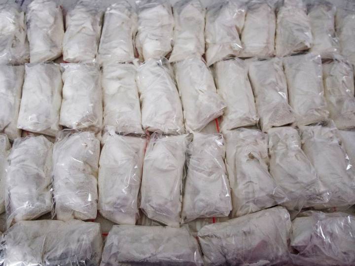 El Salvador seizes 1.4 tons of cocaine floating in Pacific