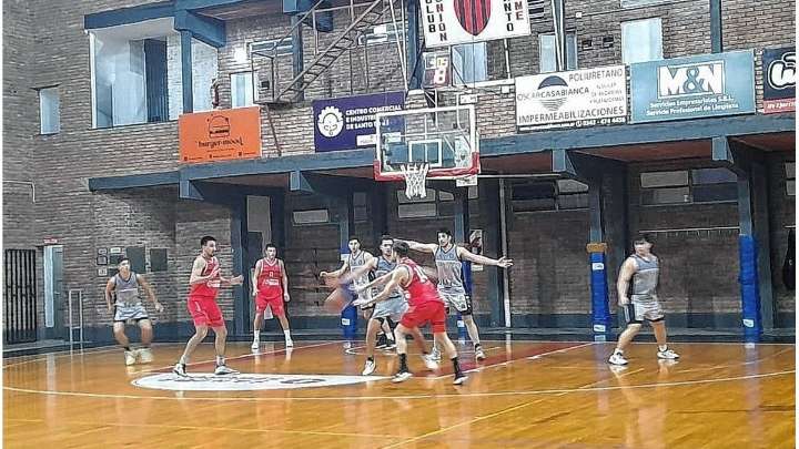 Gran victoria de CUST A frente a Rivadavia en el Prefederal