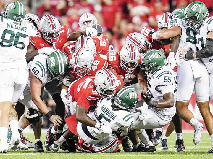 Despite red-zone mistakes, No. 1 Ohio State tops Ohio