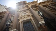Por la baja del dólar, los analistas estiman que el Banco Central ganó más de $1 billón en el mercado de futuros