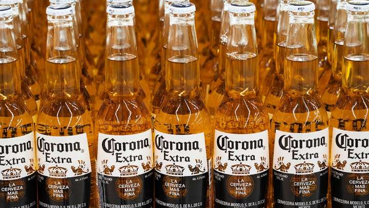 Corona celebra 100 años de ser la cerveza número 1 de México