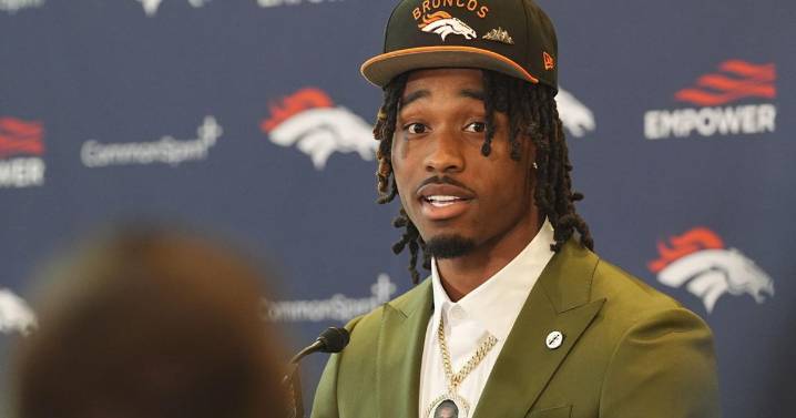 Why rookie Jahdae Barron’s No. 23 jersey number has special meaning 