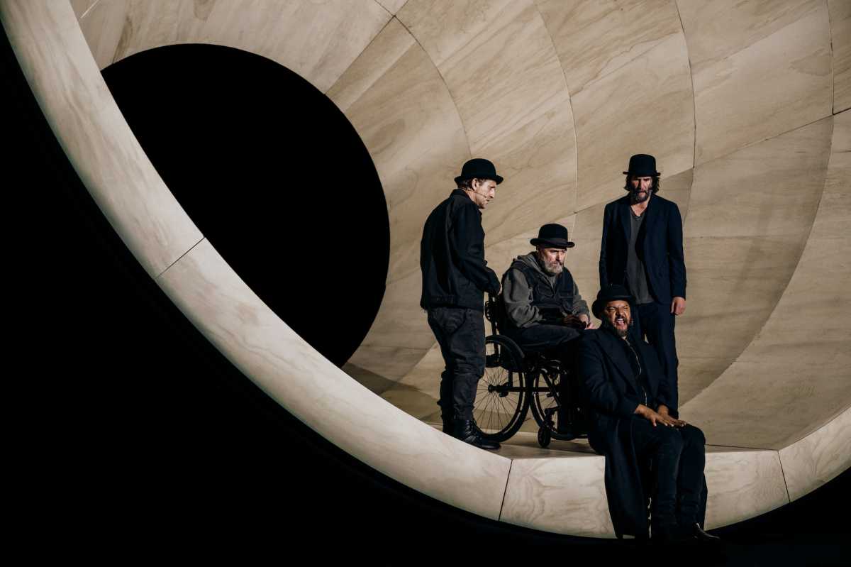 Review | ‘Waiting for Godot’ more excellent than bogus with Keanu Reeves and Alex Winter
