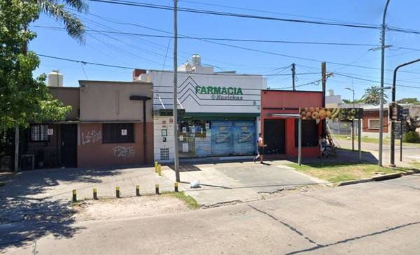 Solo se llevaron pastillas: el robo en una farmacia de La Plata