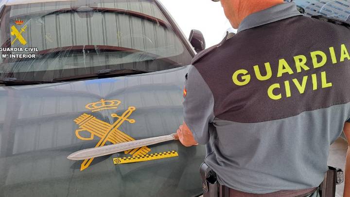 Investigan a un joven por exhibir un machete en las fiestas patronales de un pueblo de Palencia