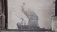 La «chapuza» al intentar borrar el nuevo mural de Banksy en Londres: «Han creado un icono»