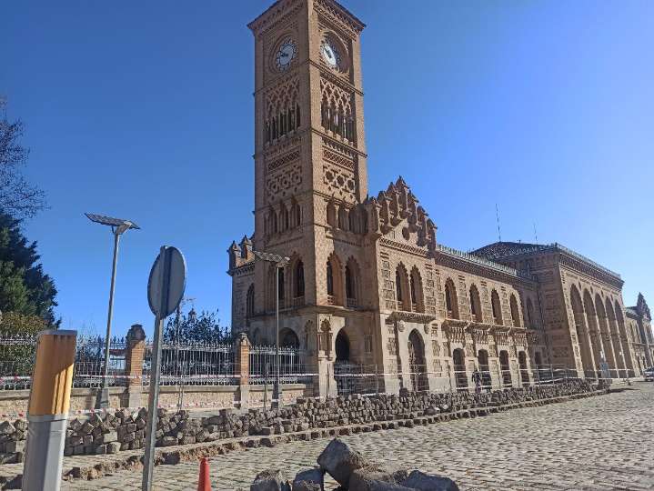 Continúa el análisis del posible muro romano en la estación de tren de Toledo y ya hay fecha para renovar los baños