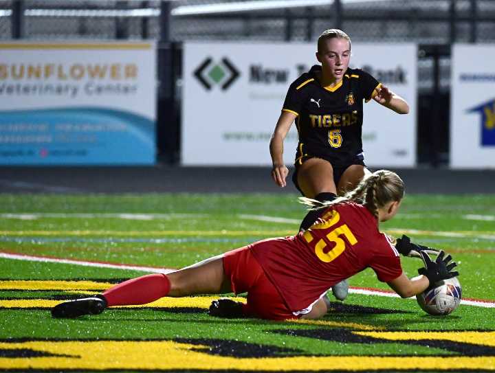 Colonial League girls soccer: An early tour of the teams