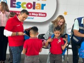 Entrega Marco Bonilla Mi Bolsa Escolar en primaria 24 de Febrero