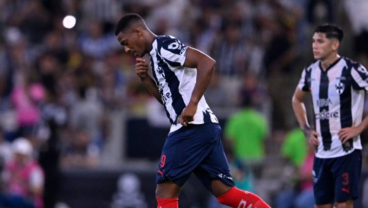 ¿Martial, titular? Torrent prepara rotación en Rayados para enfrentar a Toluca