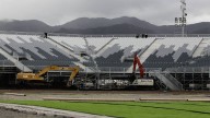 ¿Por qué se mueven las graderías en Vive Claro durante los conciertos?