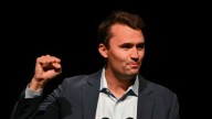 MSNBC genera indignación por su cobertura del ataque a Charlie Kirk: insinuó que él era culpable
