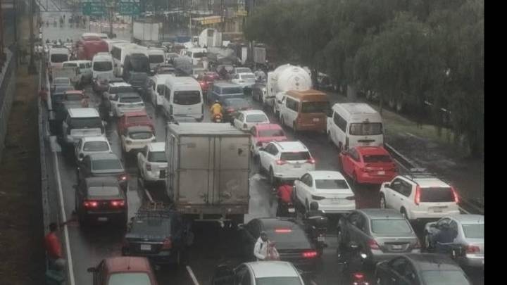 Lluvias no dan tregua en el oriente Mexiquense