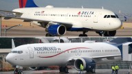 EEUU ordena cesar alianza entre Delta y Aeroméxico para enero del 2026