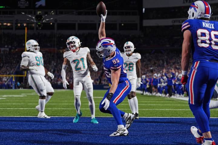 Josh Allen's 3 TD passes and Terrel Bernard's pick secure Bills' 31