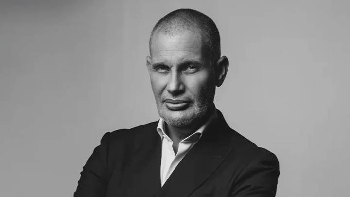 Rafael Urquizar: "Con todo el respeto, mi colección se inspira en la luna llena del Jueves Santo"