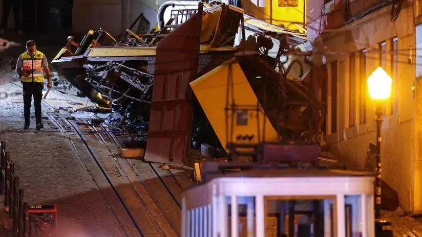 Abren investigación para determinar causas de fatal accidente de funicular en Portugal