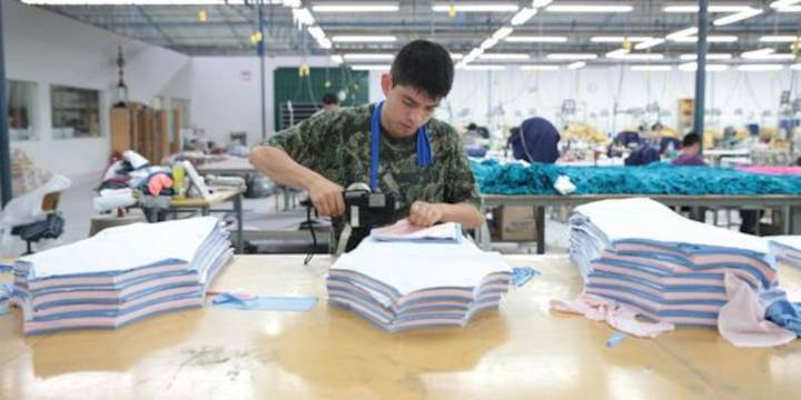 Crecen los emprendimientos juveniles en Perú en medio de la alta tasa de desempleo y la informalidad laboral