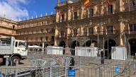 Montaje del escenario en la Plaza Mayor para los conciertos de Ferias y Fiestas