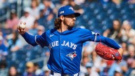 Gausman overdelivers for Blue Jays with complete