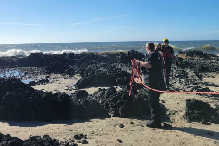 Man Falls to His Death in Dangerous 20-Foot Sinkhole in Oregon