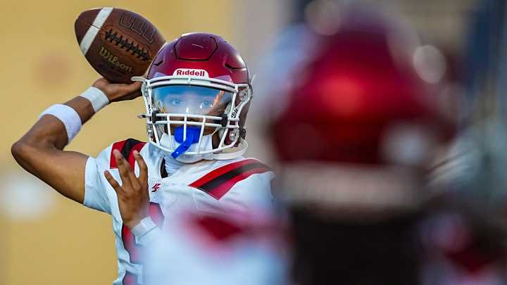 It's time to vote for the Week 3 Friday Night Hero