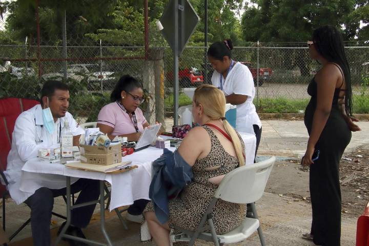 Migrantes al sur de México enfrentan graves problemas de salud en condiciones precarias