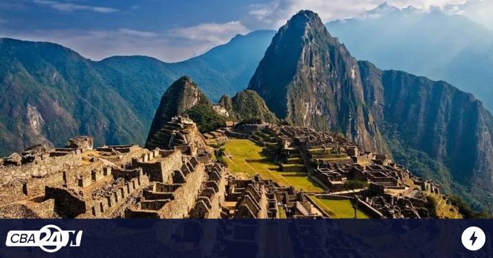 Miles de turistas quedaron varados en Machu Picchu tras una serie de protestas