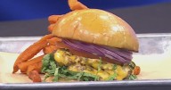 It's National Cheeseburger Day!