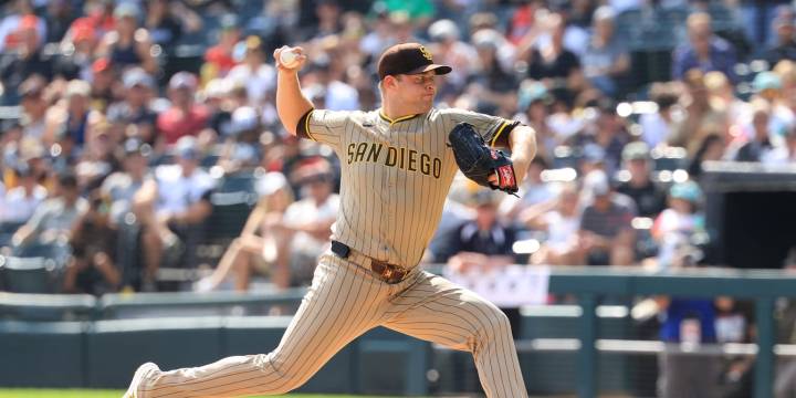 Michael King leads Padres' win over White Sox