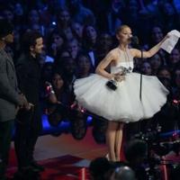 Ariana Grande wins top MTV Video Music Award