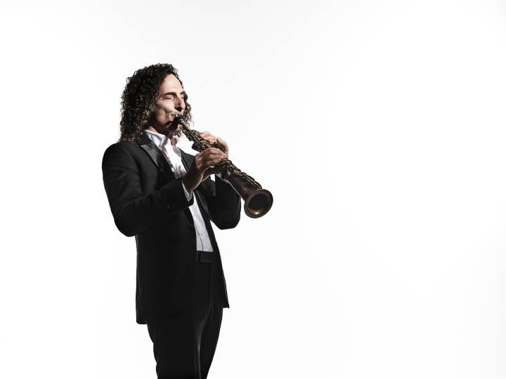 Los secretos de Kenny G, el músico instrumental más exitoso y criticado de todos los tiempos, con 75 millones de discos vendidos